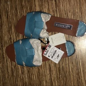 BRAND NEW ZARA LEATHER SANDALS